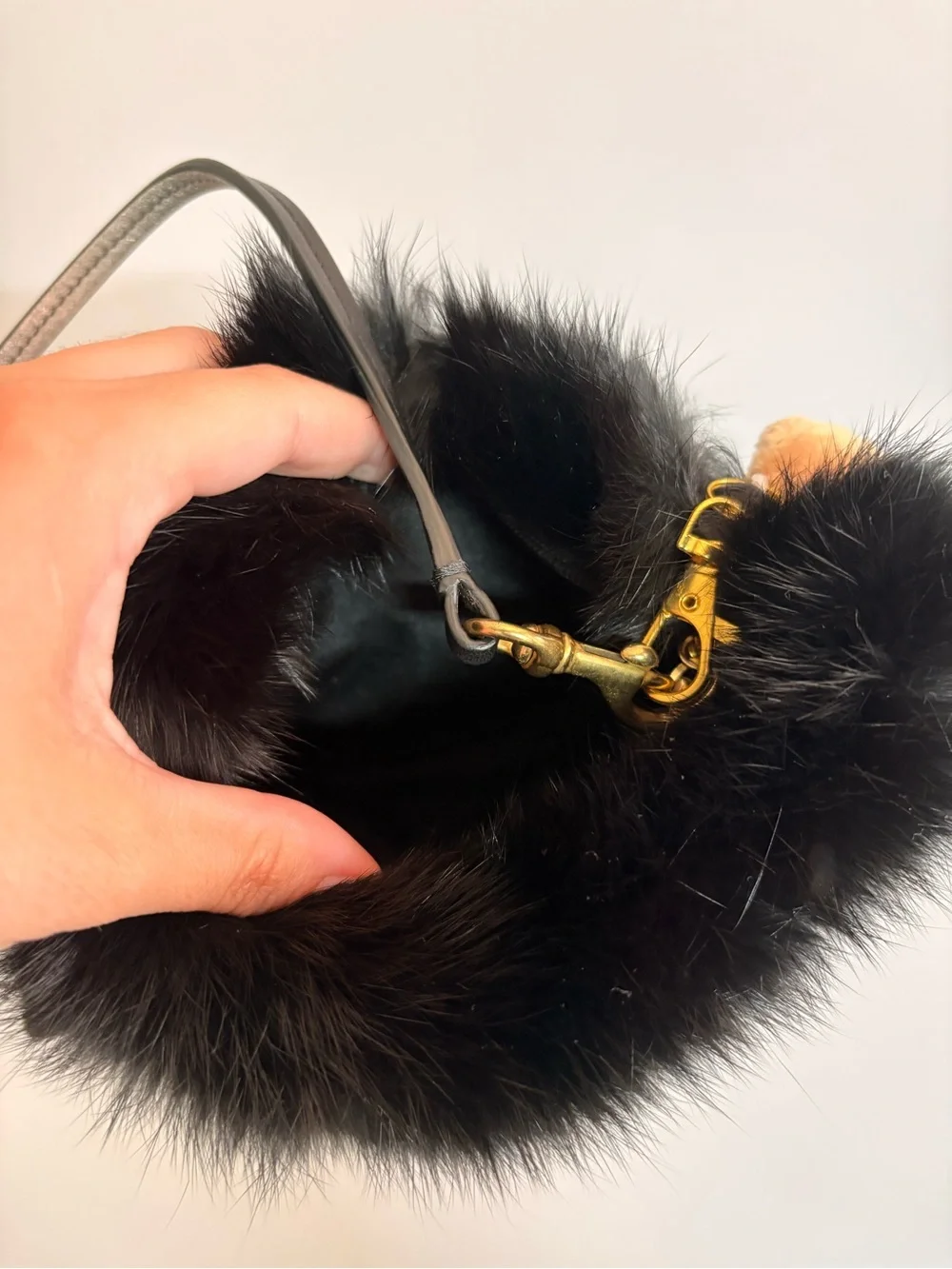 Limited Edition Vintage Y2K Coach SoHo Ski Wristlet in Black